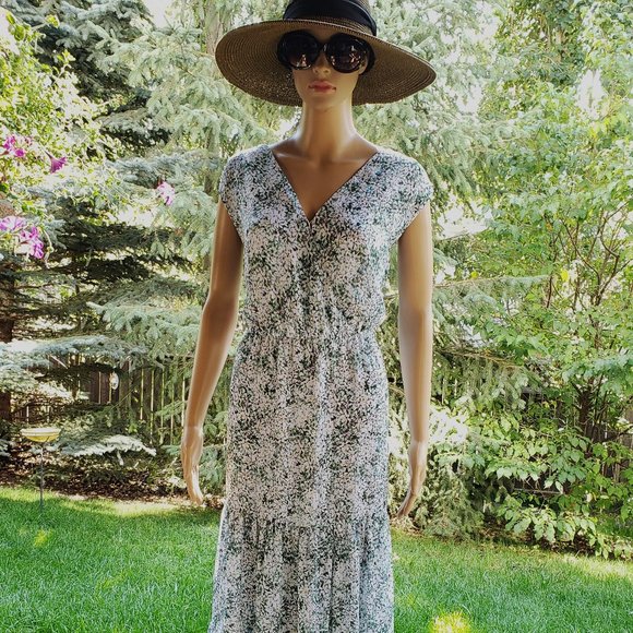 Banana Republic Floral Maxi Dress with Belt - Picture 9 of 16